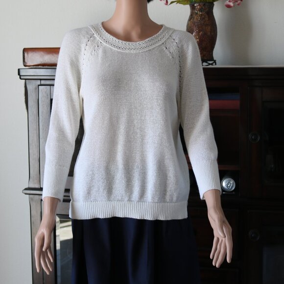 Soft pullover sweater - Picture 4 of 4